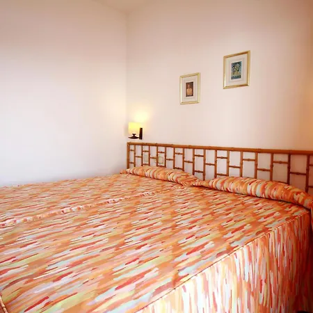 Holiday home Bellamar C - 10 Personas En Primera Linea De Mar En Llanca. - Es-228-18 Llanca